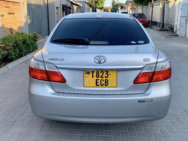 Toyota Premio 2009 Silver