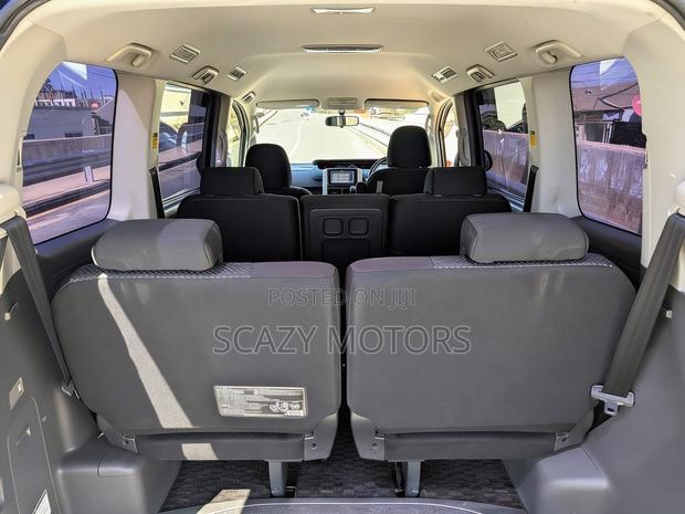Toyota Noah 2008 Black