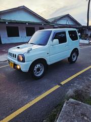 Suzuki Jimny 2000 White for sale