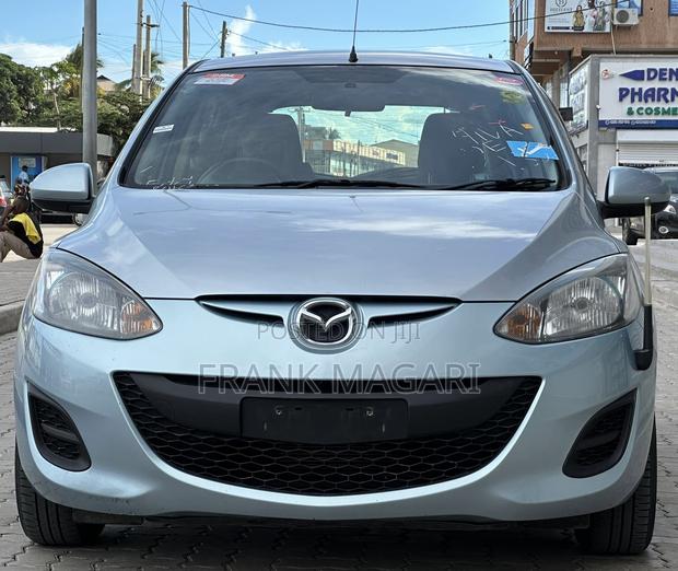 Mazda Demio 2011 Blue