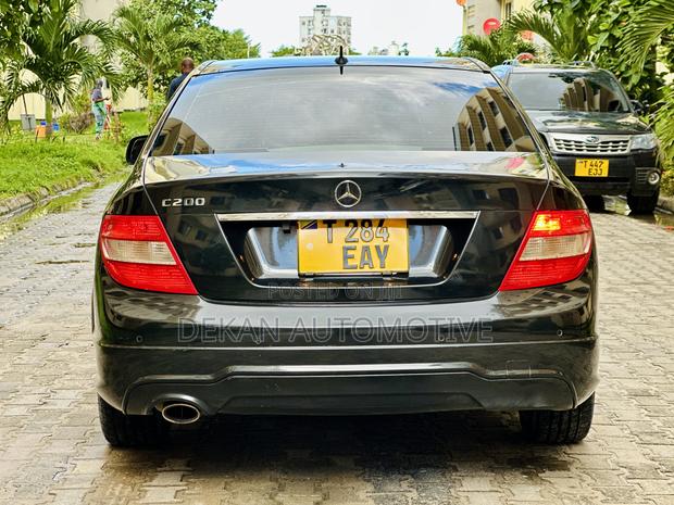 Mercedes-Benz C200 2008 Black