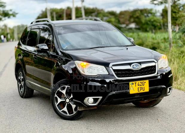 Subaru Forester 2012 Black