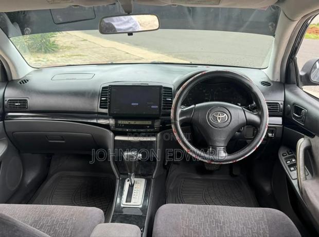 Toyota Allion 2005 Black