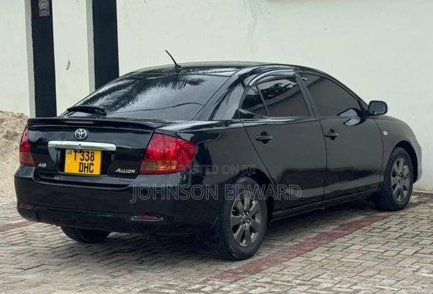 Toyota Allion 2005 Black