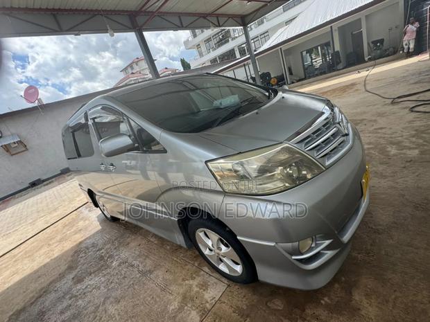 Toyota Alphard 2008 Silver