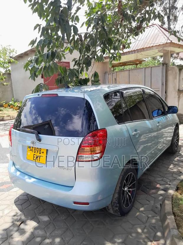 Toyota Corolla Spacio 2005 Green