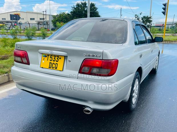 Toyota Carina 1.5 FWD Sedan 2001 Silver