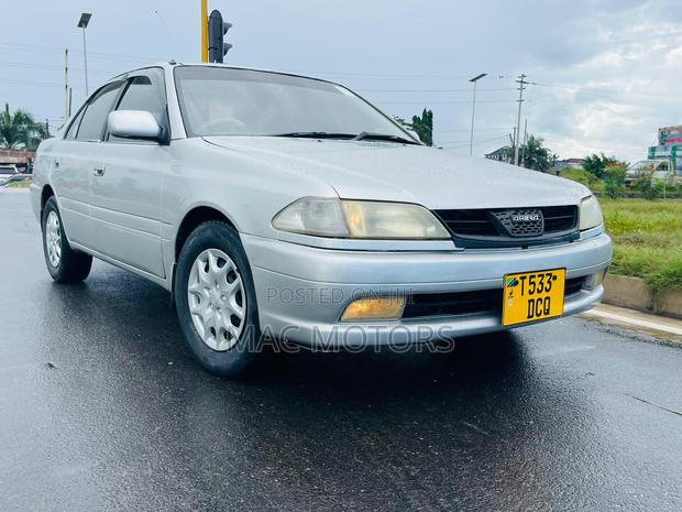Toyota Carina 1.5 FWD Sedan 2001 Silver