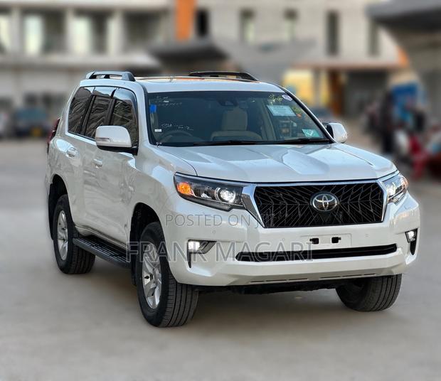 Toyota Land Cruiser Prado 2021 White
