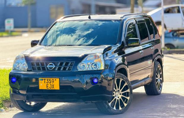 Nissan X-Trail 2011 Black