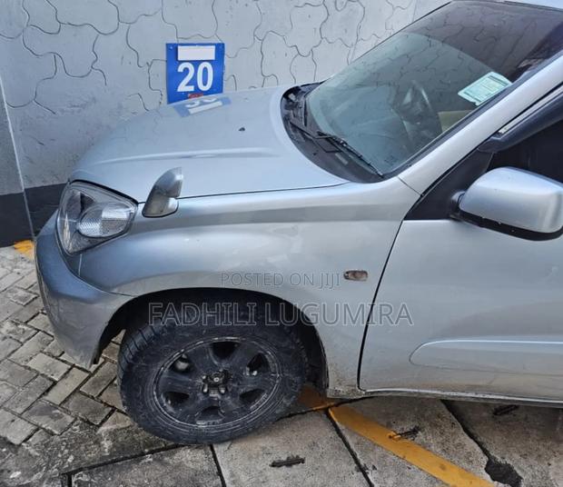 Toyota RAV4 Automatic 2003 Silver