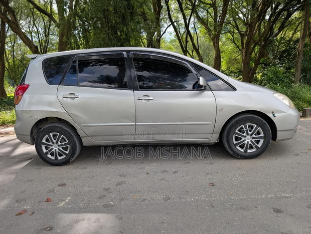 Toyota Corolla Spacio 2006 Silver