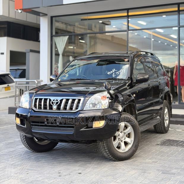 Toyota Land Cruiser Prado 2006 Black