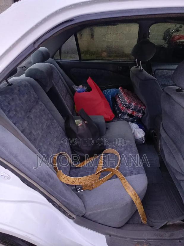 Toyota Carina 1999 White