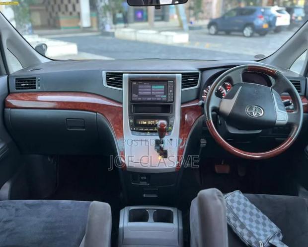 Toyota Alphard 2002 Matt Black