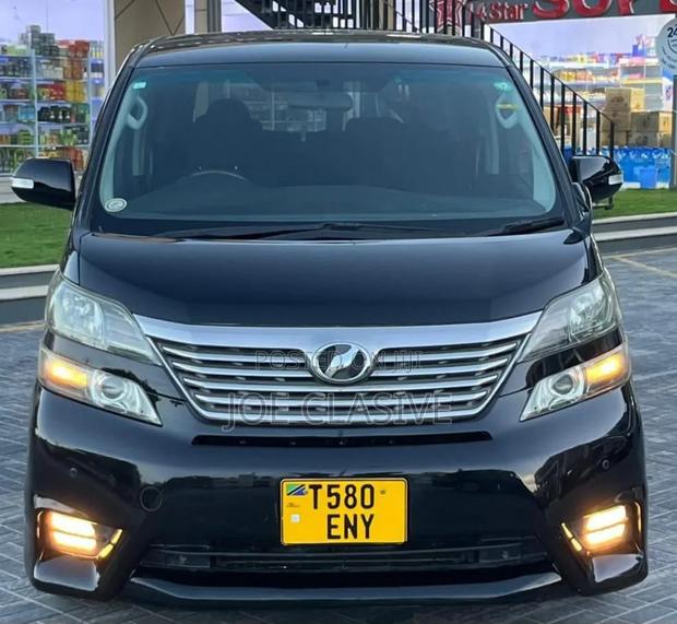 Toyota Alphard 2002 Matt Black