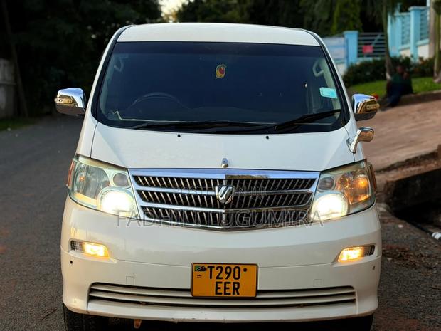 Toyota Alphard 2005 White