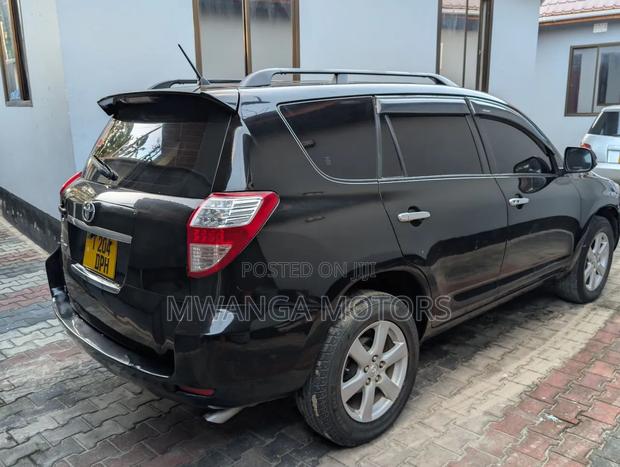 Toyota Vanguard 2008 Black