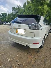 Toyota Harrier 2005 White for sale
