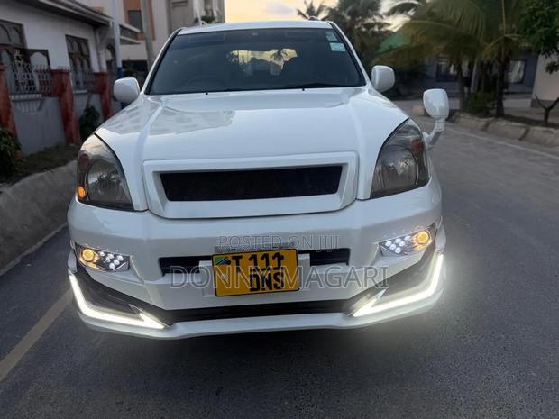 Toyota Land Cruiser Prado 2007 White