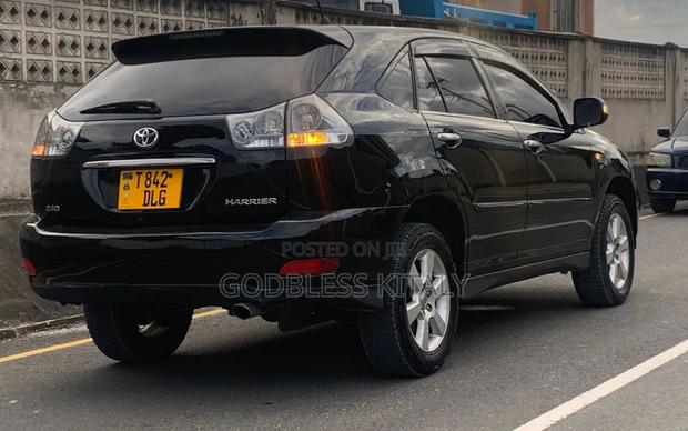 Toyota Harrier 2.4 2007 Black
