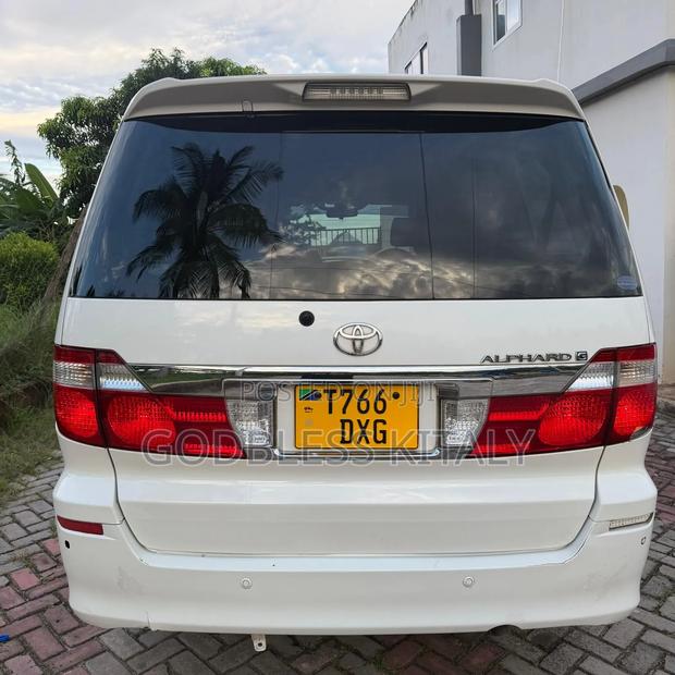 Toyota Alphard 2.4 Hybrid AWD 2005 White