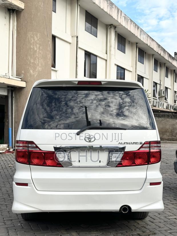 Toyota Alphard 2006 White
