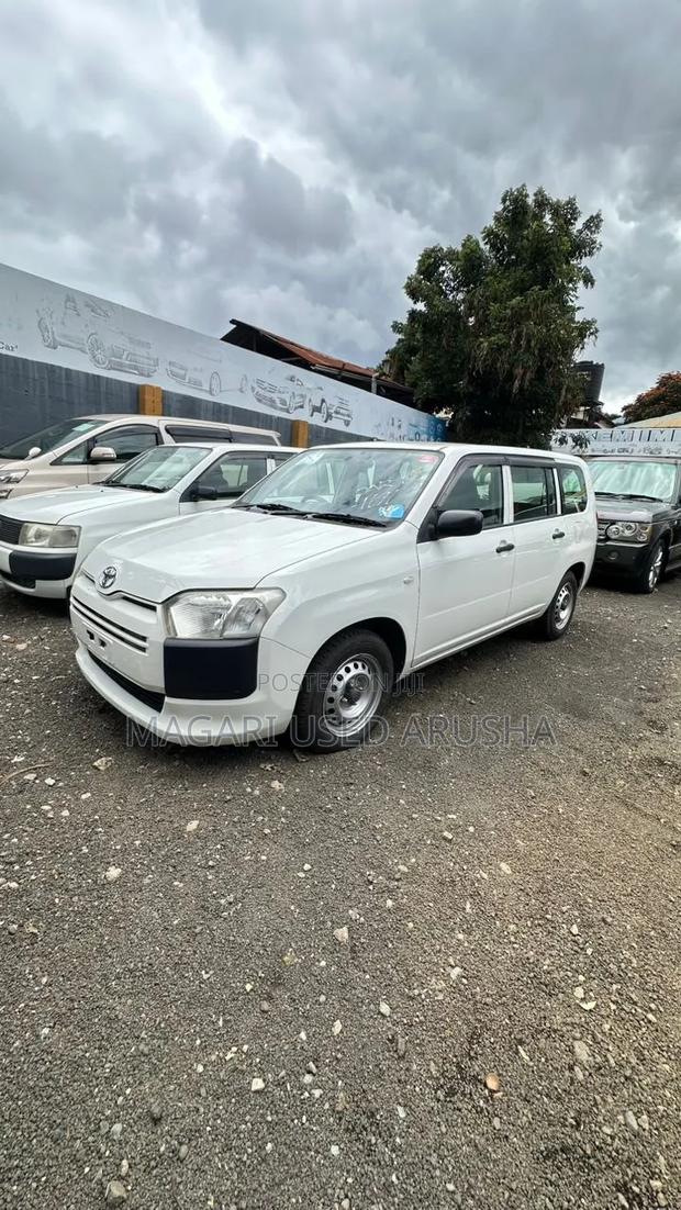 Toyota Probox 2015 White