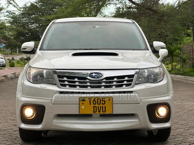 Subaru Forester 2012 White