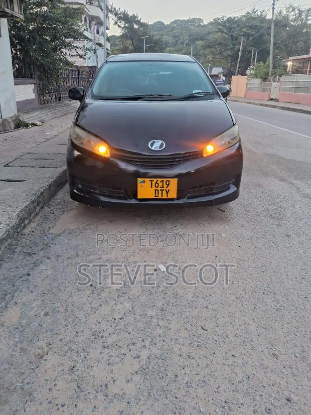 Toyota Wish 2011 Black