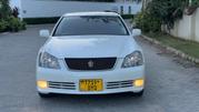 Toyota Crown Royale 2005 White for sale