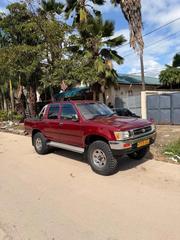 Toyota Hilux 1999 Red for sale