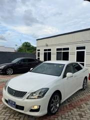 Toyota Crown 2009 White for sale