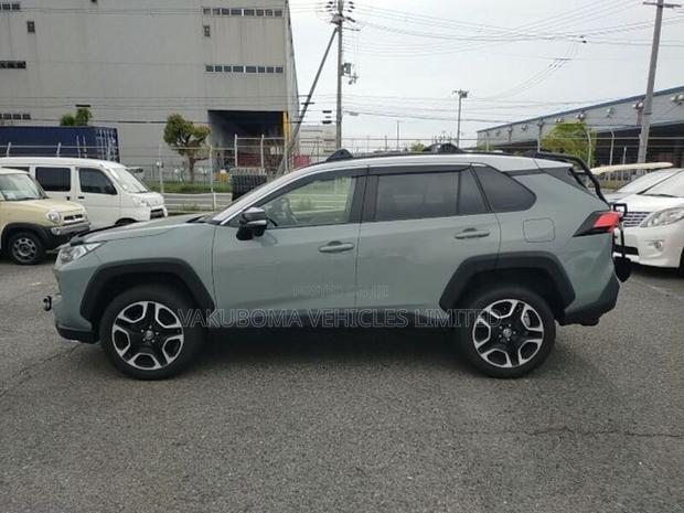 Toyota RAV4 2020 Brown