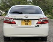 Toyota Premio 2012 White for sale