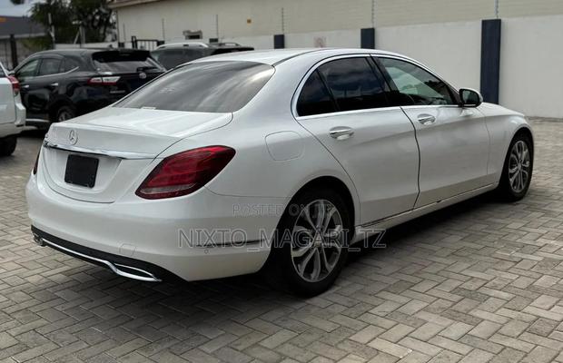 Mercedes-Benz C-Class 2014 White