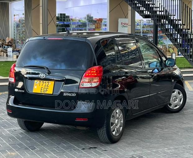 Toyota Corolla Spacio 2006 Black
