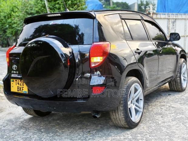 Toyota RAV4 2005 Black