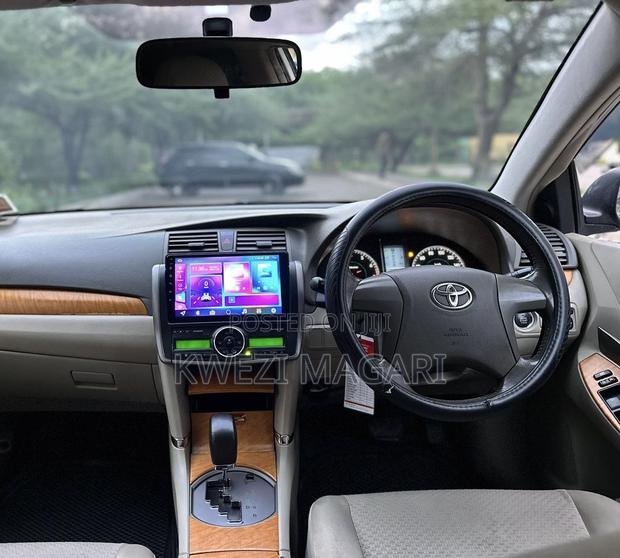 Toyota Premio 2010 Silver
