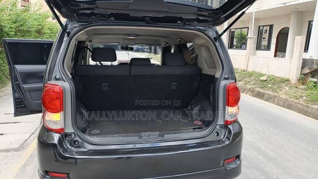 Toyota Corolla Rumion 2009 Black