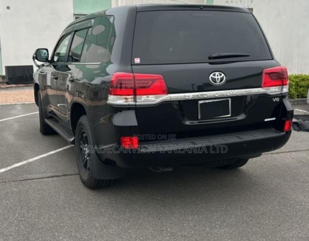 Toyota Land Cruiser 2020 Black