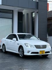 Toyota Crown 2011 White for sale