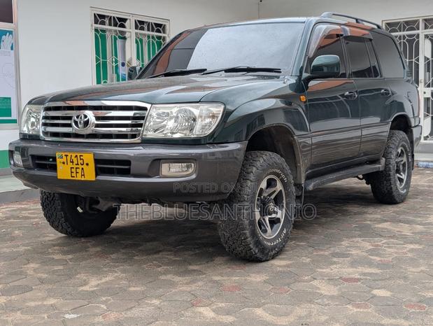 Toyota Land Cruiser 2006 Green