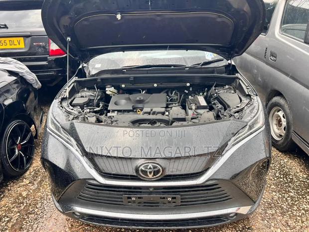 Toyota Harrier 2020 Black
