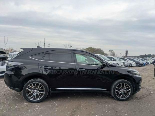 Toyota Harrier 2014 Black