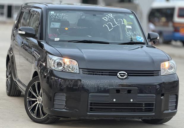 Toyota Corolla Rumion 2009 Black
