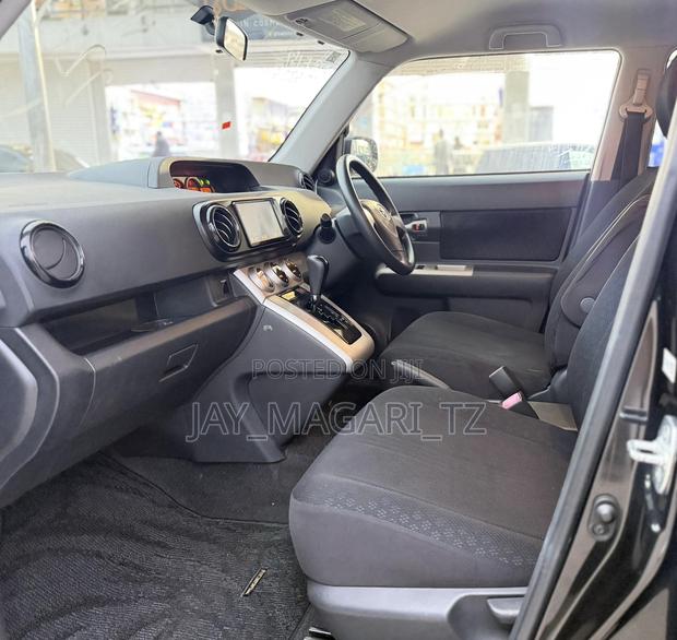 Toyota Corolla Rumion 2009 Black