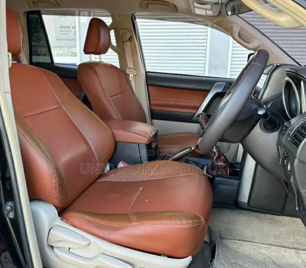 Toyota Land Cruiser Prado 2012 Black