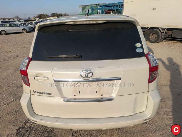 Toyota Vanguard 2009 Pearl