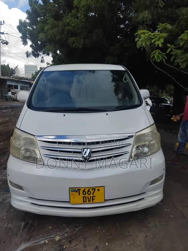 Toyota Alphard 2006 White